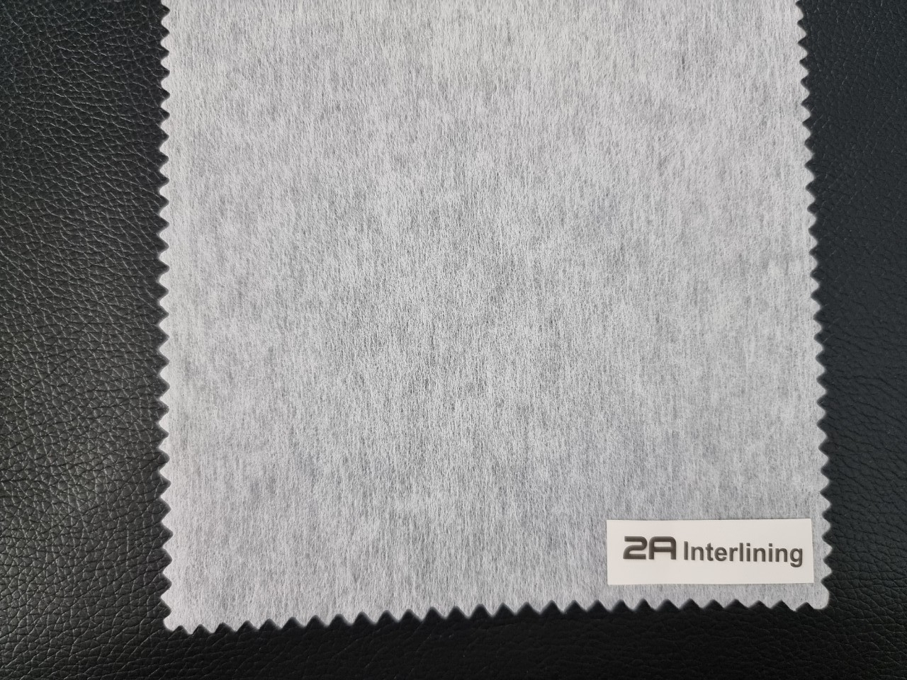 Interlining có mấy loại? Ứng dụng và cách chọn phù hợp từng loại vải